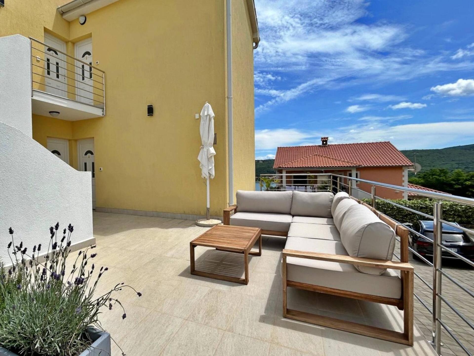 Apartments Pinta De Sol Čižići Exterior foto