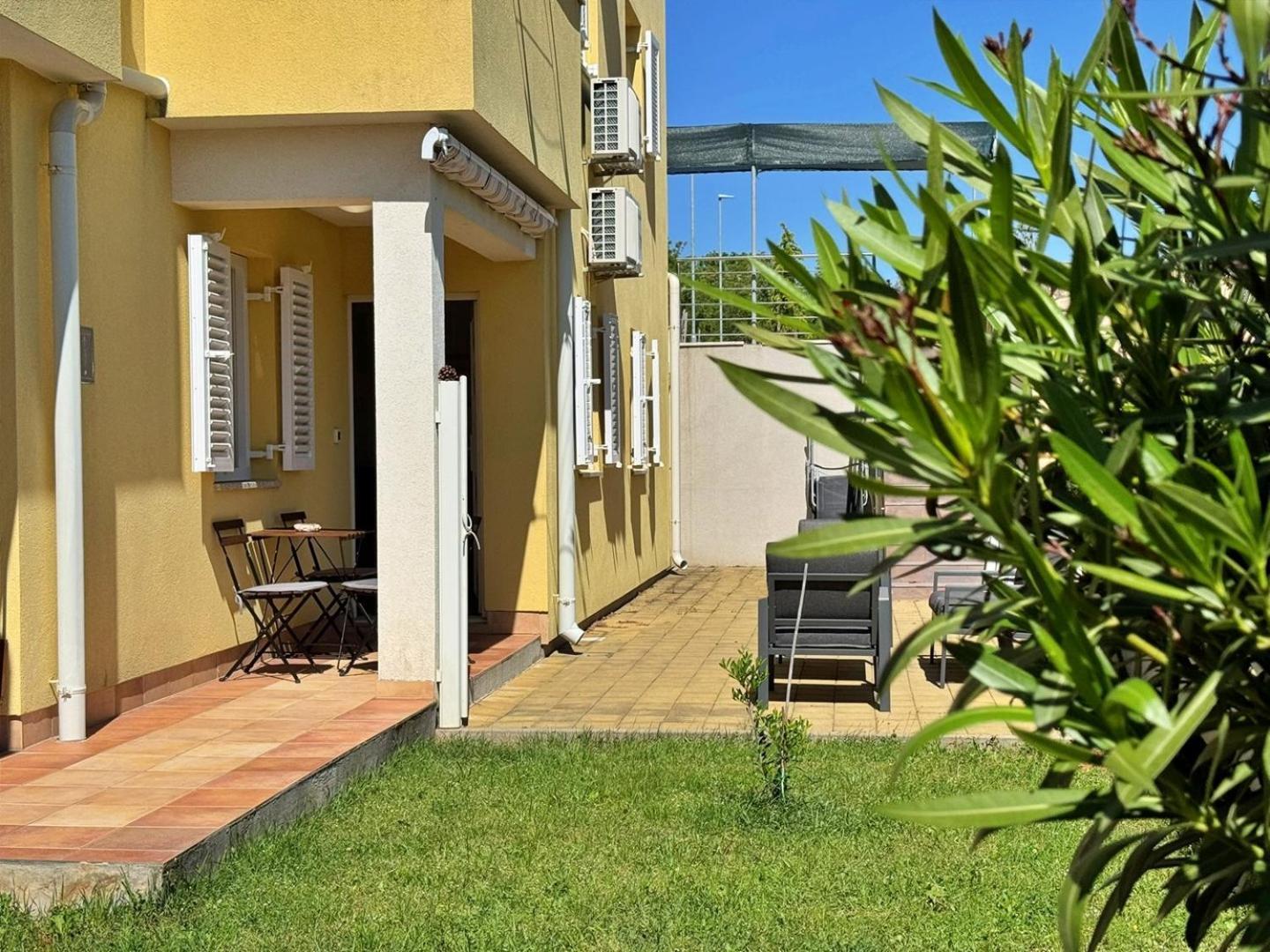 Apartments Pinta De Sol Čižići Exterior foto